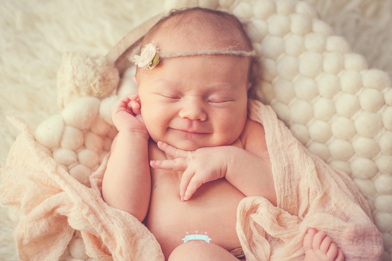 Stella's Lifestyle Newborn Session,  Tara Merkler Photography Orlando Florida Newborn Photography Central Florida_0002.jpg