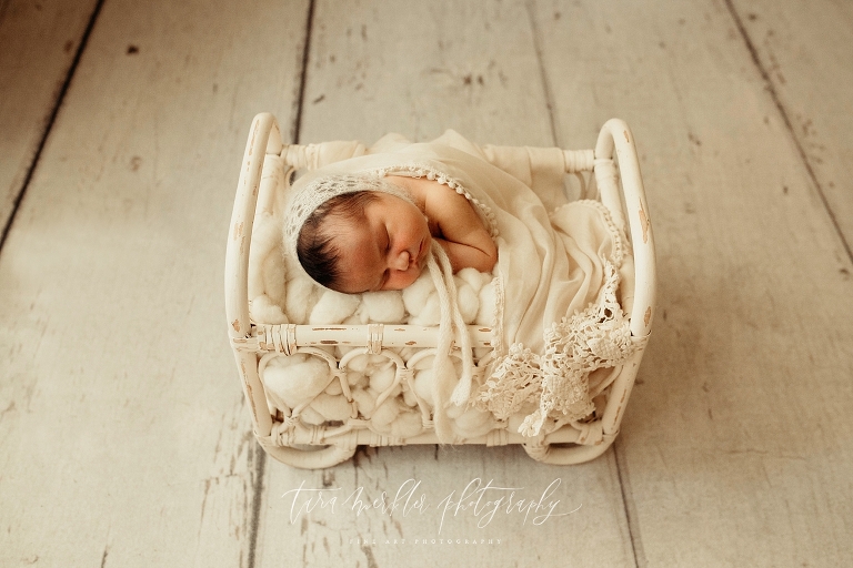 Malla Newborn Session Tara Merkler Photography 2021-127_WEB.jpg