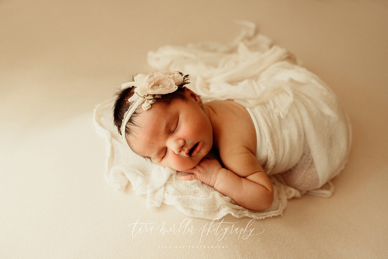 Malla Newborn Session Tara Merkler Photography 2021-166_WEB.jpg